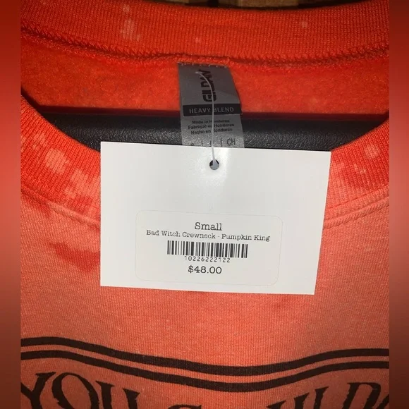 Hocus Pocus sweatshirt. 🧡🖤 - Picture 2 of 4